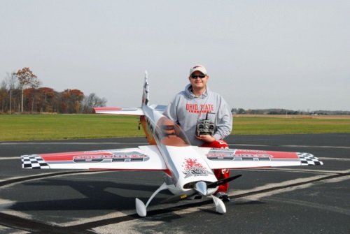 Hangar 9 Extra 300 FG review plane